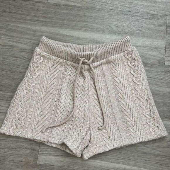 ✨ ZARA WOMAN CABLE-KNIT SHORTS HIGH-WAIST✨ - Picture 9 of 13